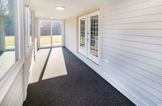 6301 E Oak Street, Evansville, IN 47715