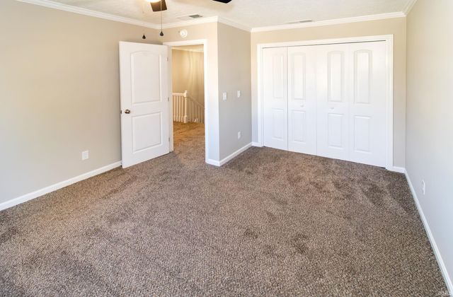 6301 E Oak Street, Evansville, IN 47715