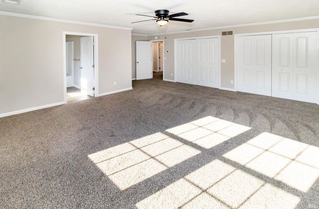 6301 E Oak Street, Evansville, IN 47715