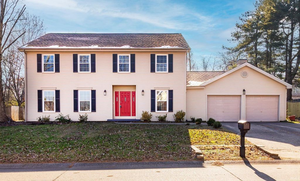 6301 E Oak Street, Evansville, IN 47715