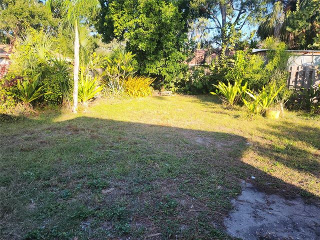 957 47TH STREET, Sarasota, FL 34234