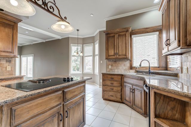 8902 York Place, Lubbock, TX 79424