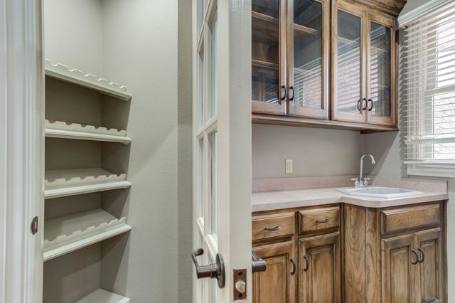 8902 York Place, Lubbock, TX 79424