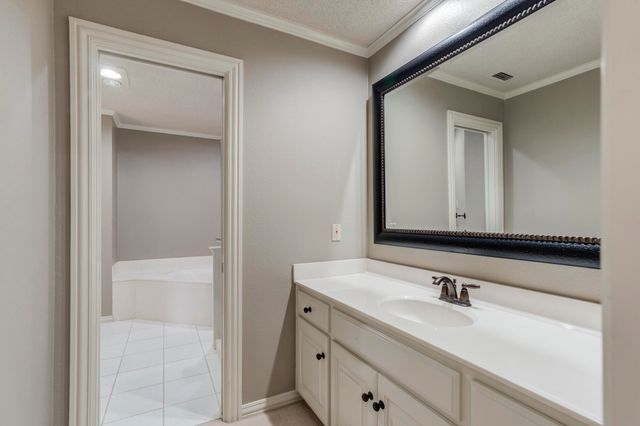 8902 York Place, Lubbock, TX 79424