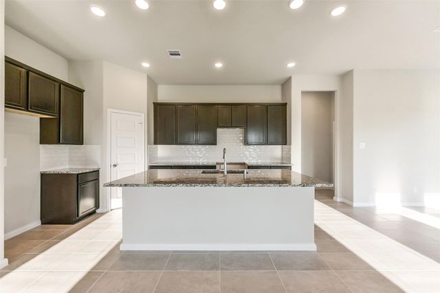 441 Barton Place Drive, Tarkington, TX 77327