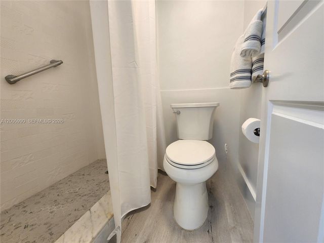 3505 S Ocean Dr 209, Hollywood, FL 33019