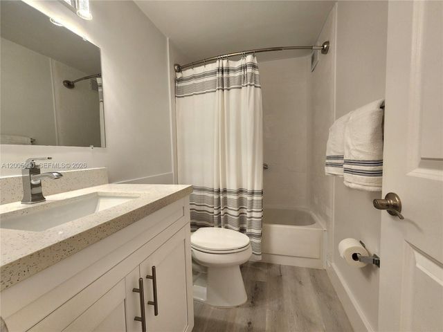 3505 S Ocean Dr 209, Hollywood, FL 33019