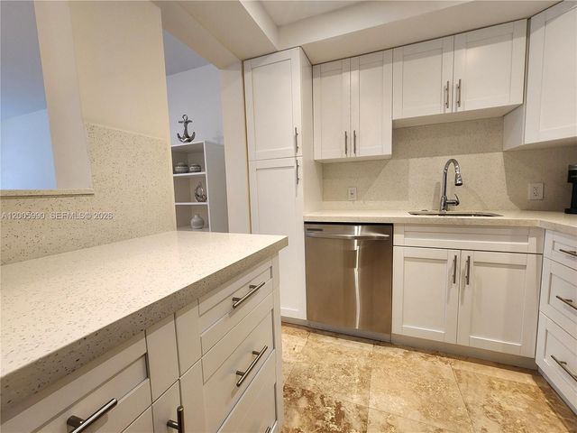3505 S Ocean Dr 209, Hollywood, FL 33019