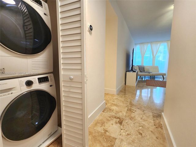 3505 S Ocean Dr 209, Hollywood, FL 33019