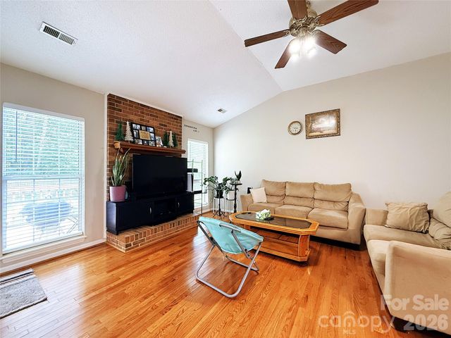 13636 Portpatrick Lane, Matthews, NC 28105