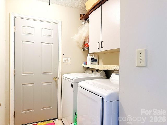 13636 Portpatrick Lane, Matthews, NC 28105