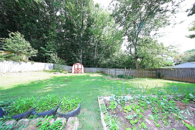 13636 Portpatrick Lane, Matthews, NC 28105