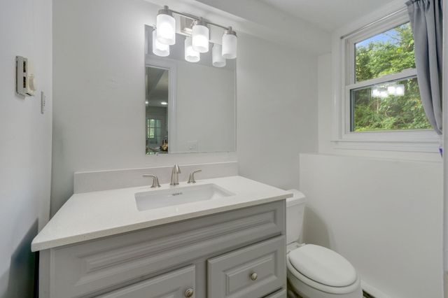 61 Taunton St 61, Bellingham, MA 02019