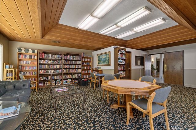 1300 W Menlo Avenue 215, Hemet, CA 92543