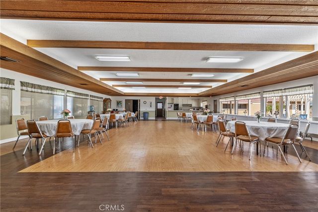 1300 W Menlo Avenue 215, Hemet, CA 92543
