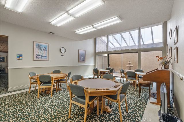 1300 W Menlo Avenue 215, Hemet, CA 92543