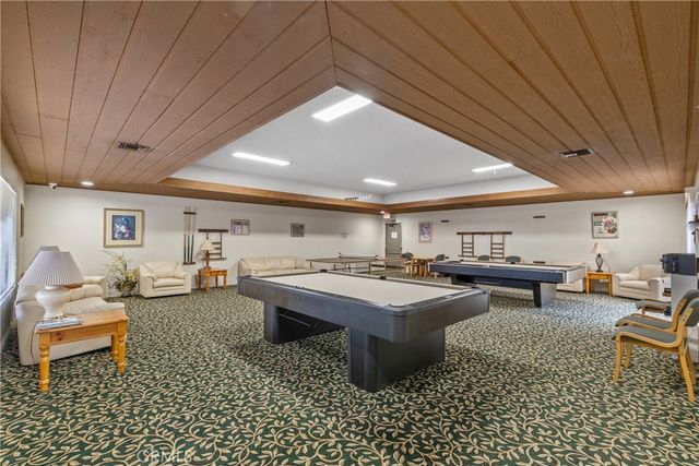 1300 W Menlo Avenue 215, Hemet, CA 92543