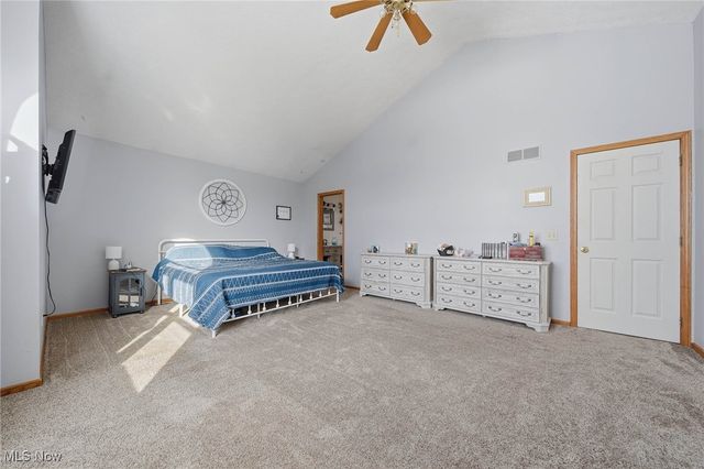 6416 Blossomwood Circle NE, Canton, OH 44721