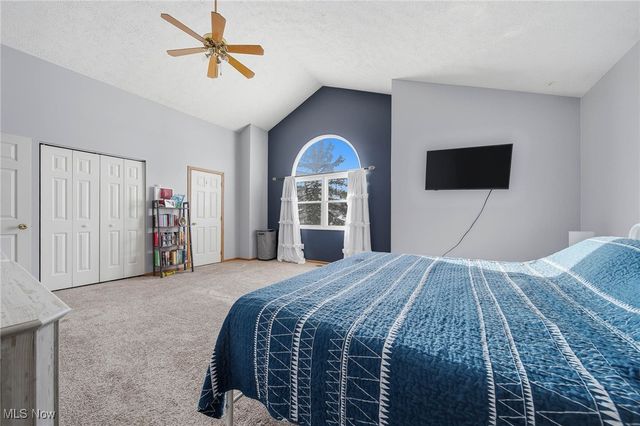 6416 Blossomwood Circle NE, Canton, OH 44721