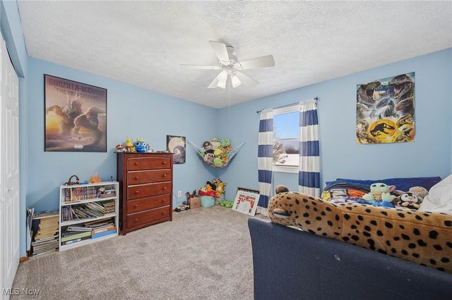 6416 Blossomwood Circle NE, Canton, OH 44721