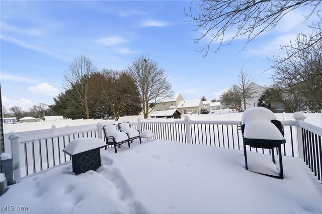 6416 Blossomwood Circle NE, Canton, OH 44721