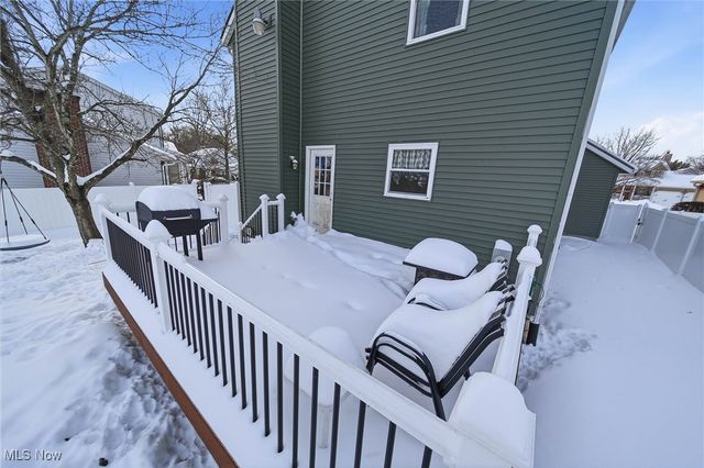 6416 Blossomwood Circle NE, Canton, OH 44721