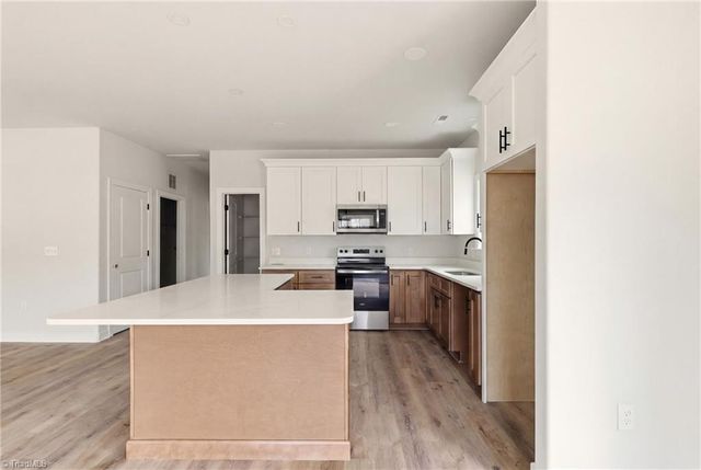 120 Orville Drive, High Point, NC 27260