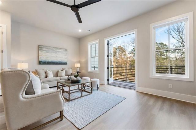 2202 Carlton Court, Atlanta, GA 30318