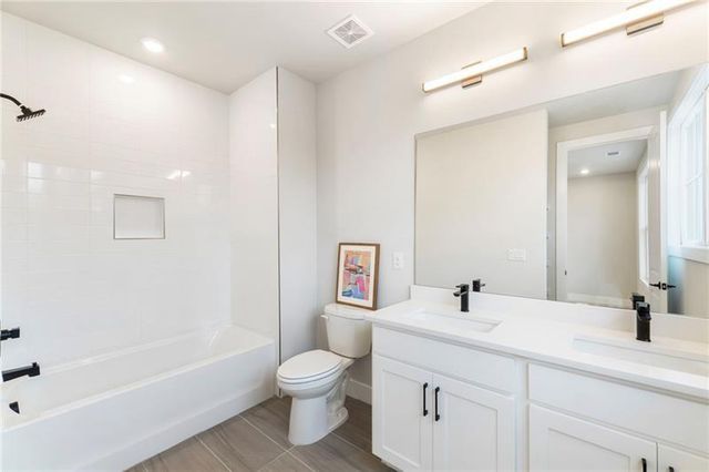 2202 Carlton Court, Atlanta, GA 30318