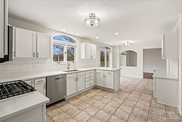 15845 114th Court, Orland Park, IL 60467