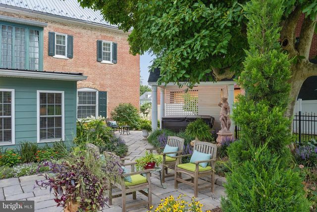 26 E SALISBURY ST, Williamsport, MD 21795