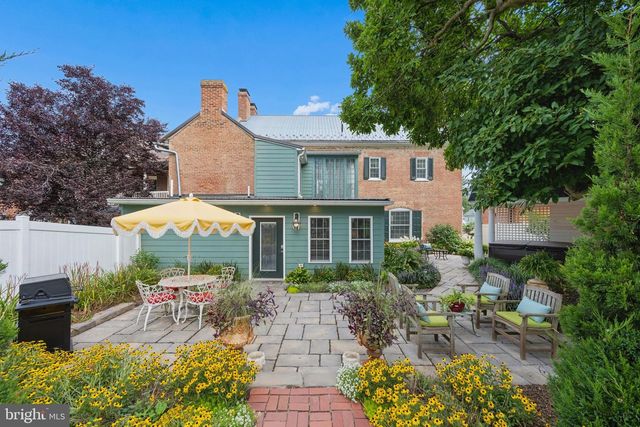 26 E SALISBURY ST, Williamsport, MD 21795