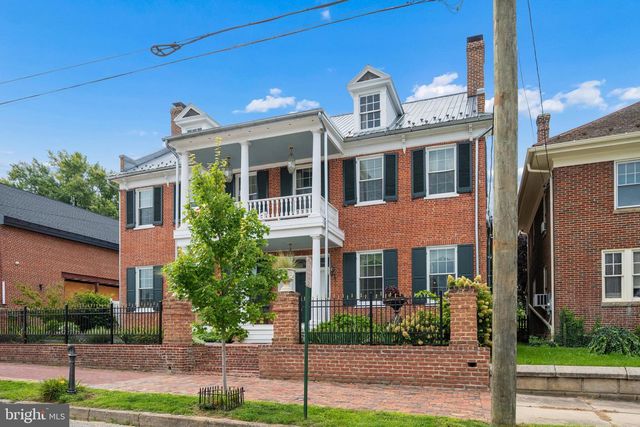 26 E SALISBURY ST, Williamsport, MD 21795
