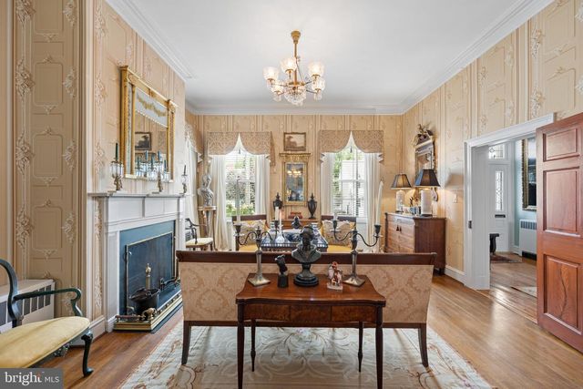 26 E SALISBURY ST, Williamsport, MD 21795