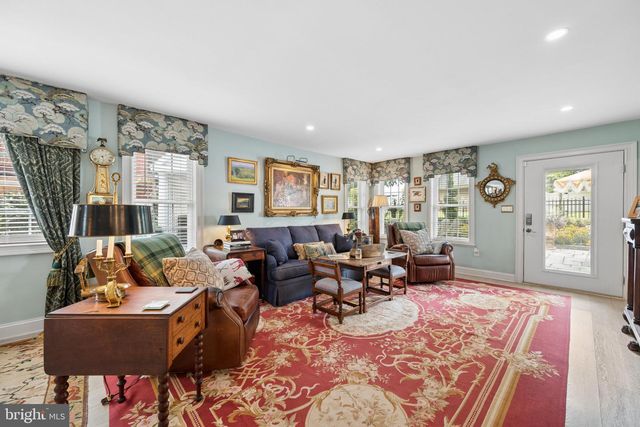26 E SALISBURY ST, Williamsport, MD 21795