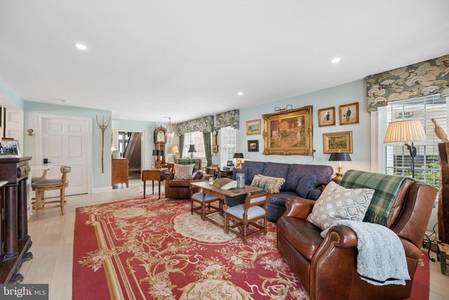 26 E SALISBURY ST, Williamsport, MD 21795