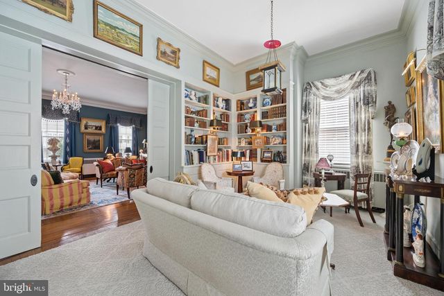 26 E SALISBURY ST, Williamsport, MD 21795