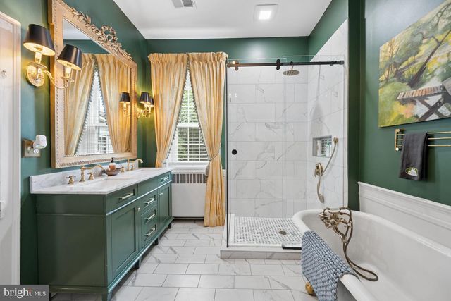 26 E SALISBURY ST, Williamsport, MD 21795