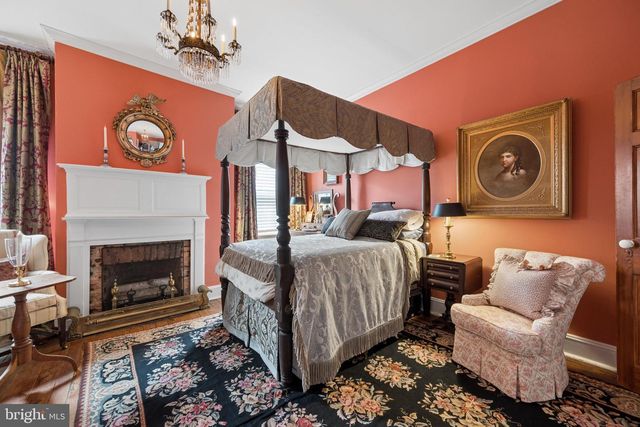 26 E SALISBURY ST, Williamsport, MD 21795