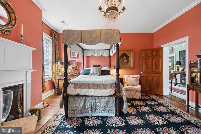 26 E SALISBURY ST, Williamsport, MD 21795