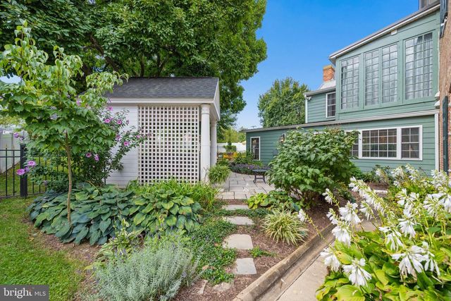 26 E SALISBURY ST, Williamsport, MD 21795
