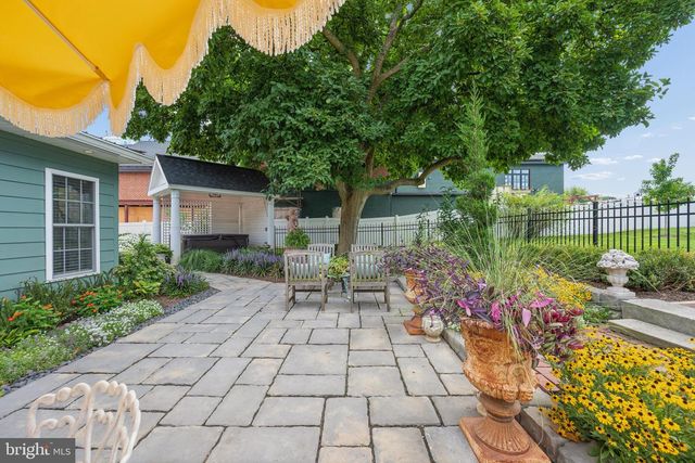 26 E SALISBURY ST, Williamsport, MD 21795