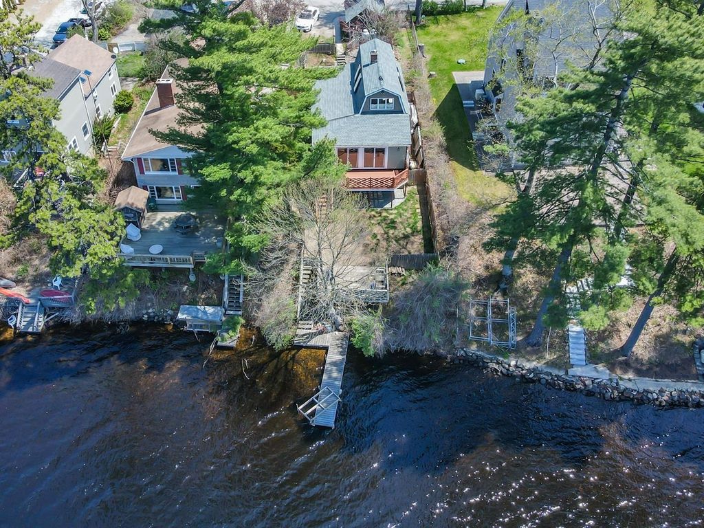 14 Marcoux Road, Newton, NH 03858