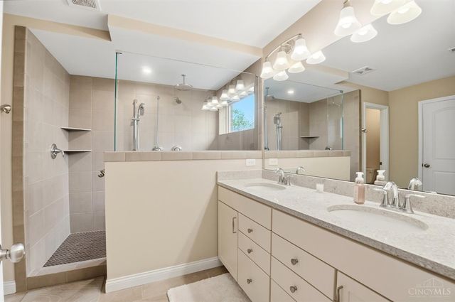 732 Harper Lane, Miami Twp, OH 45140