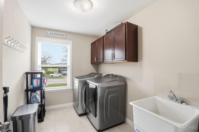 732 Harper Lane, Miami Twp, OH 45140