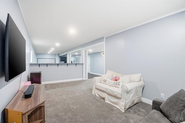 732 Harper Lane, Miami Twp, OH 45140
