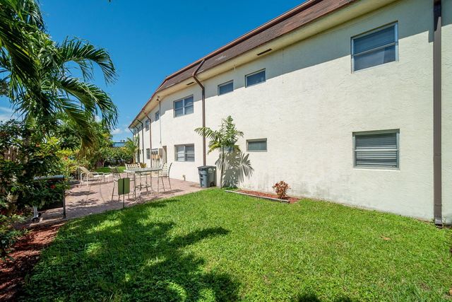 308 Southwind Court 8, North Palm Beach, FL 33408