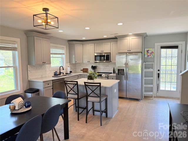 115 Old Meadowbrook Road 9, Mooresville, NC 28115