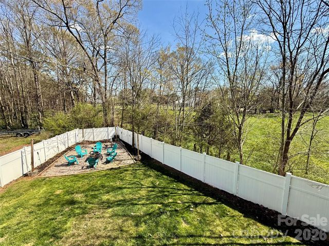 115 Old Meadowbrook Road 9, Mooresville, NC 28115