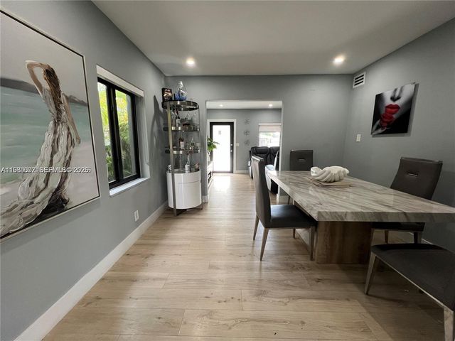 860 NW 18th Pl, Miami, FL 33125